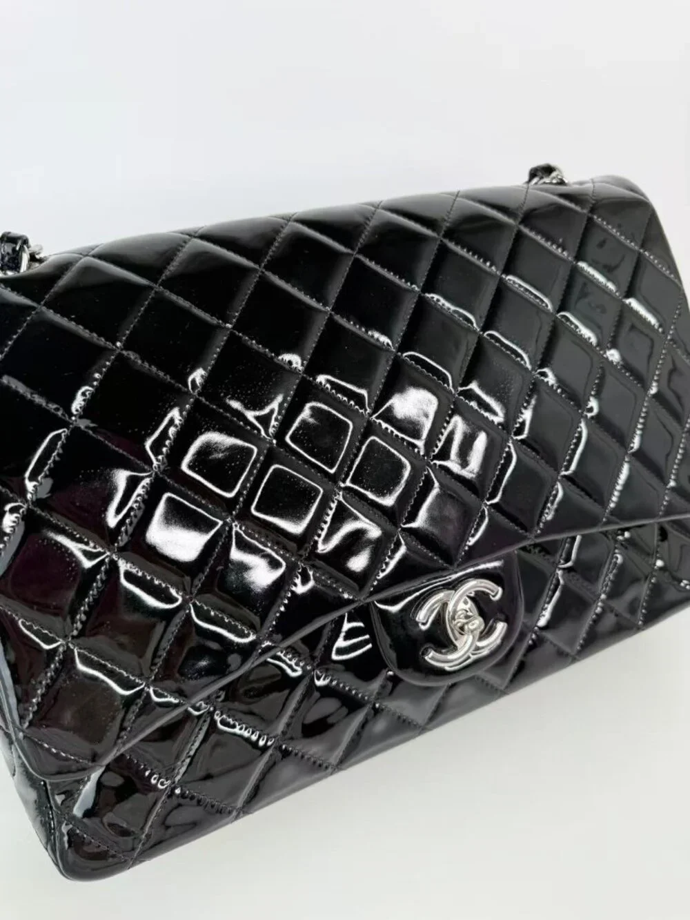 Channel classic flag bag